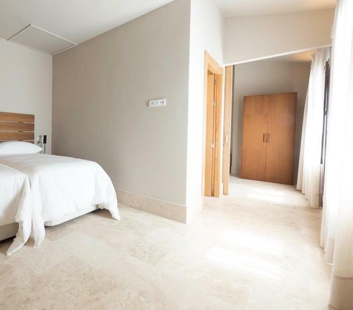 Chacon Apartments & Suites إِستيبونا المظهر الخارجي الصورة